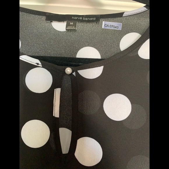 🎉 3 for $15 🎉 Harve Bernard polka dot blouse - Picture 5 of 7